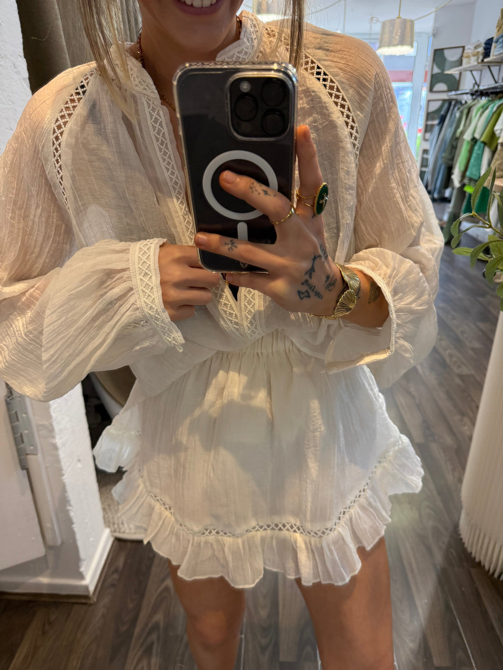 Jupe short - brodé écru